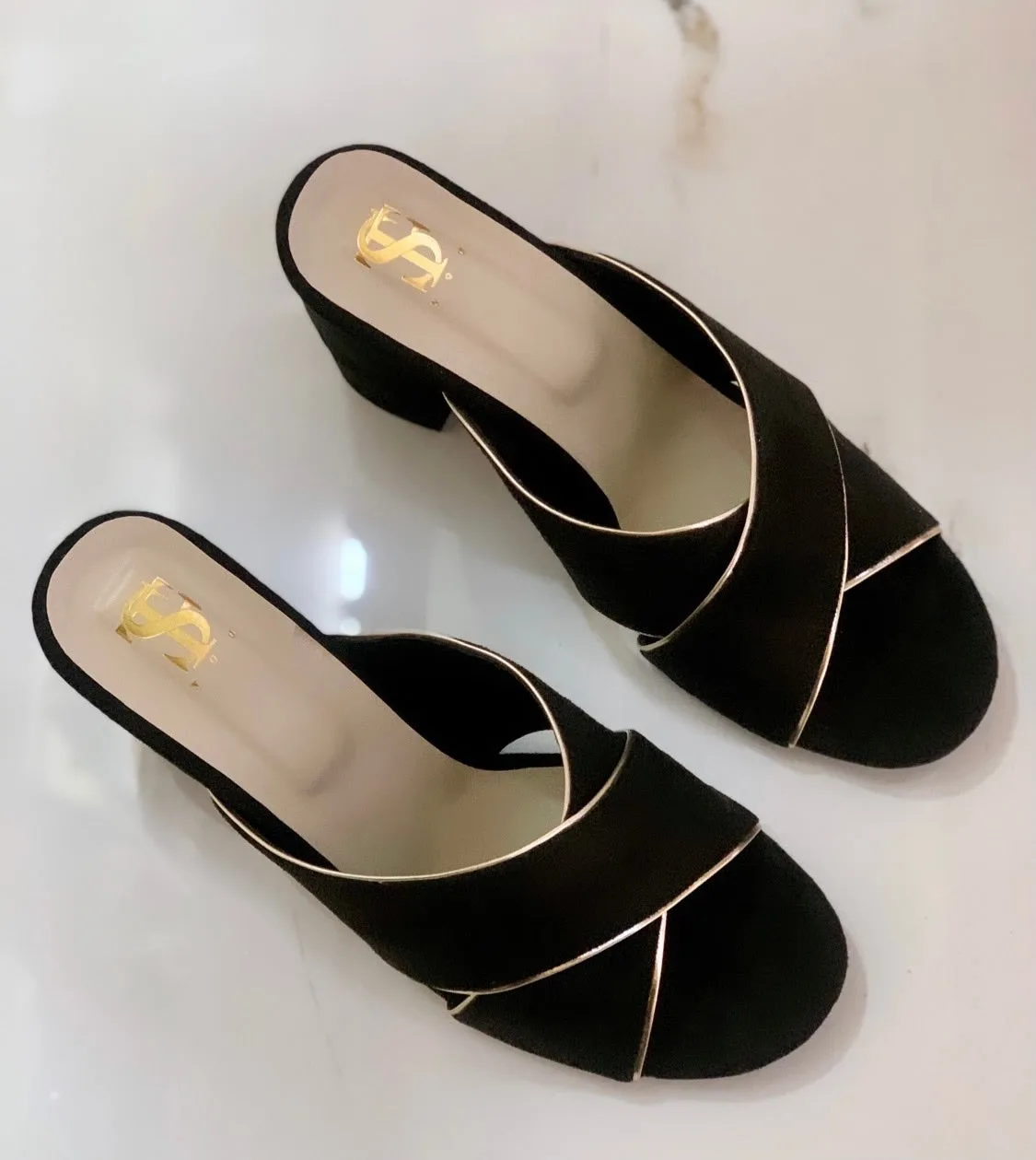 Black-Golden cross Fitted heels