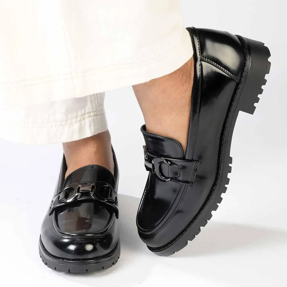 Madison Birdie Trim Cleated Ladies Slip On Loafers - Black Mono