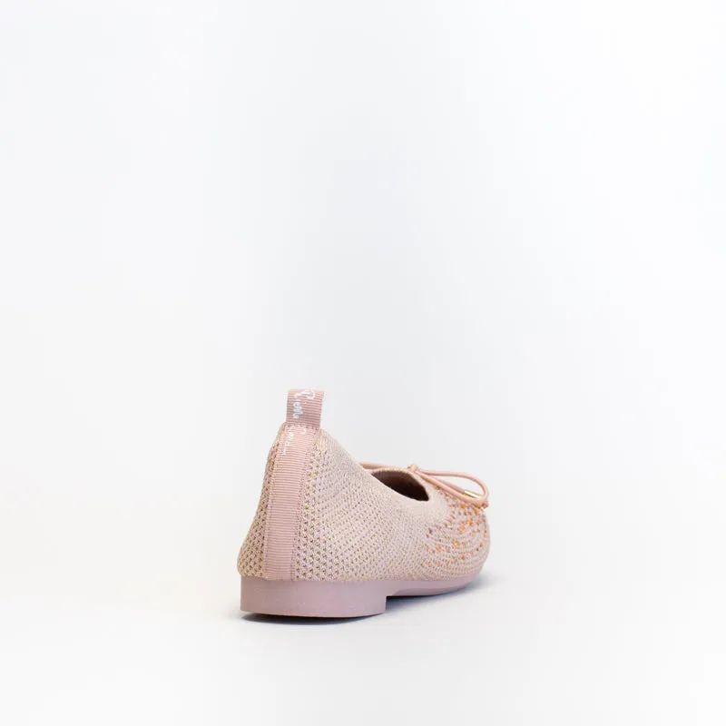 Pierre Cardin Women Knit Diamnate Pump _ 152967