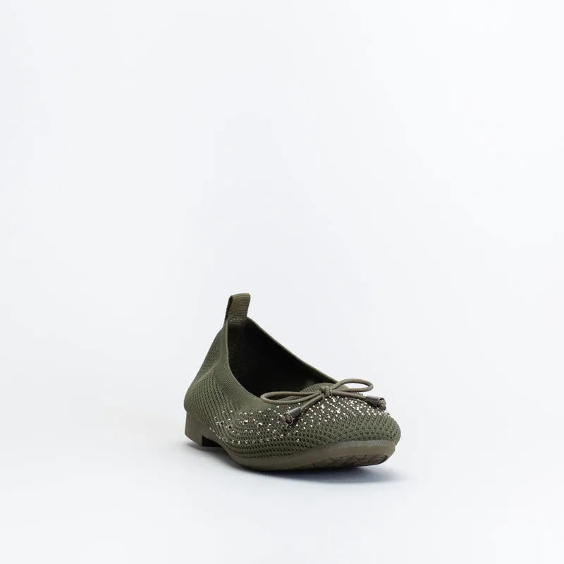 Pierre Cardin Women Knit Diamnate Pump _ 152967