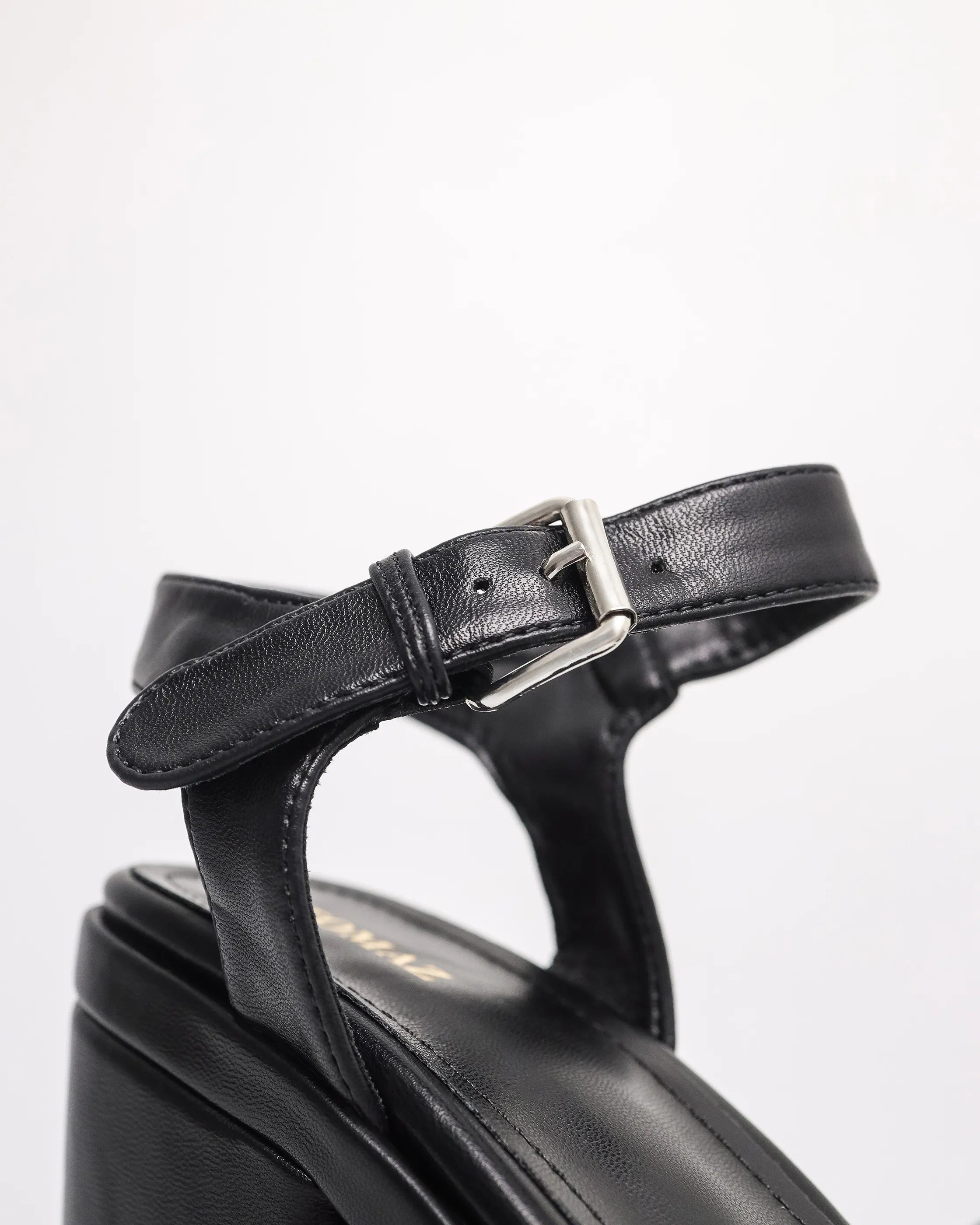Tomaz FL074 Ladies Slingback Block Heels