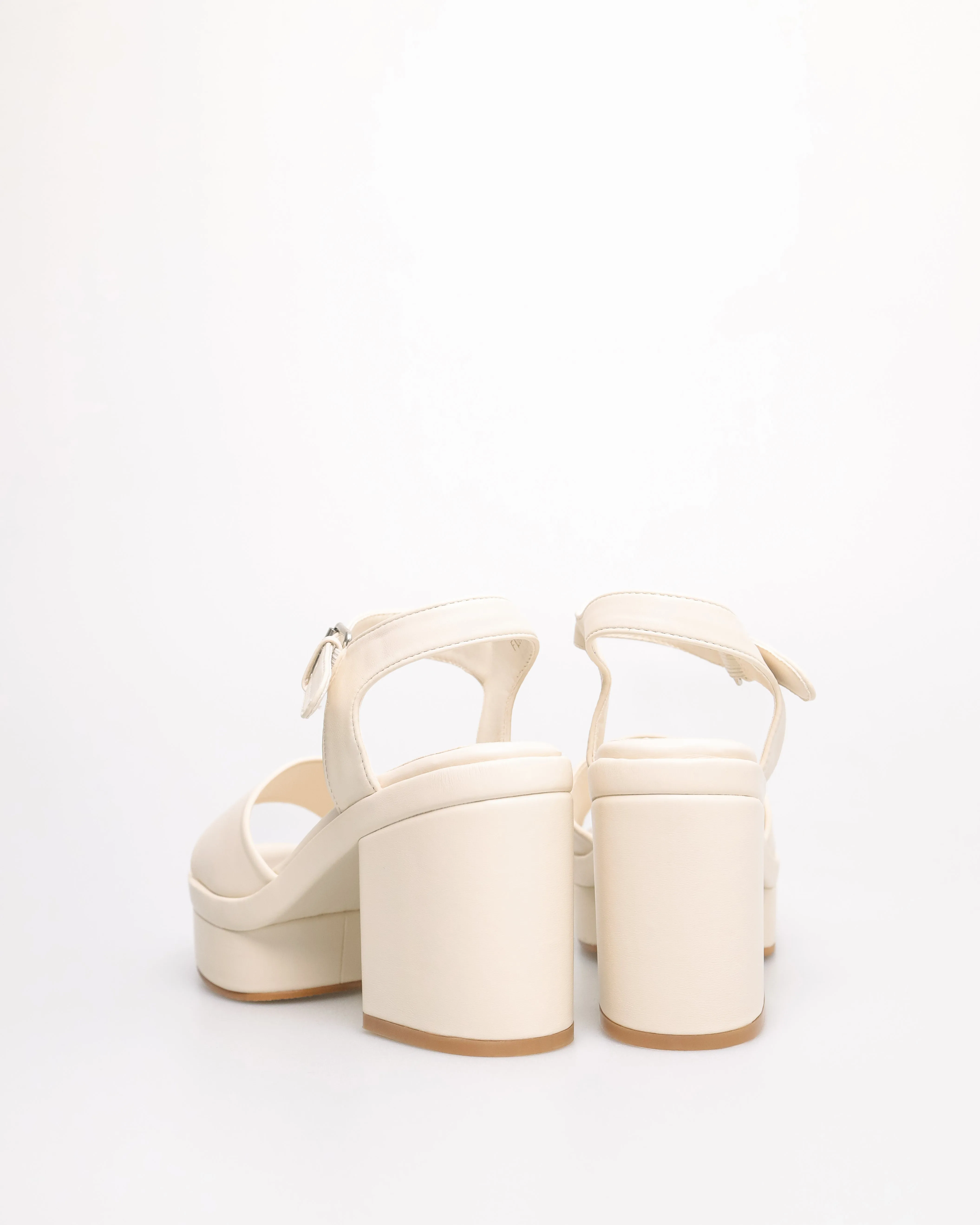 Tomaz FL074 Ladies Slingback Block Heels