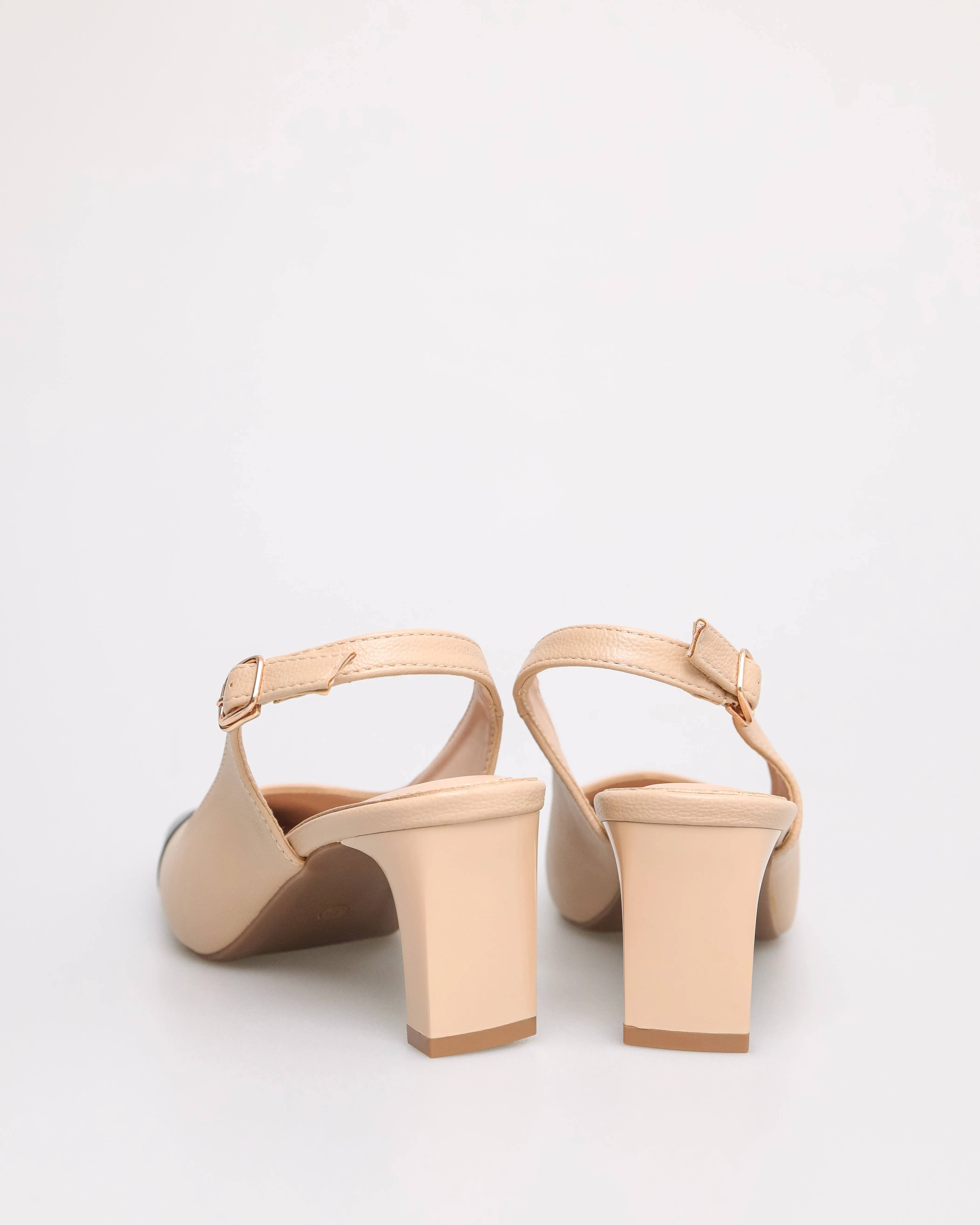 Tomaz NN198 Ladies Cap Toe Slingback Heels