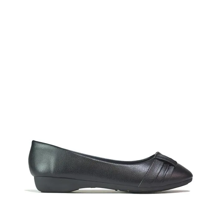 Triple Lined Wedge Pump Black