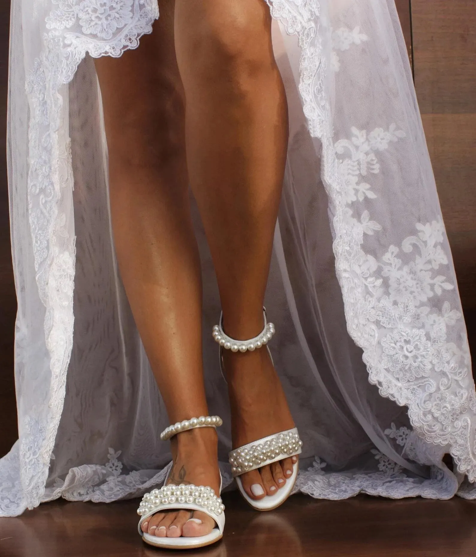 White or Ivory Pearl Flat Sandals
